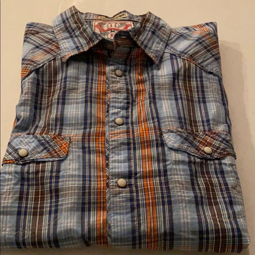 Young mans shirt